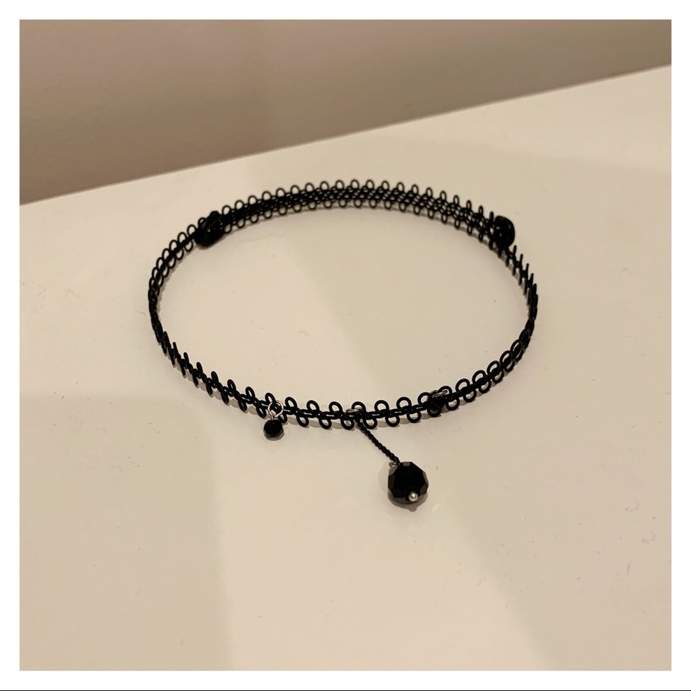 Choker - Picture 2 of 2